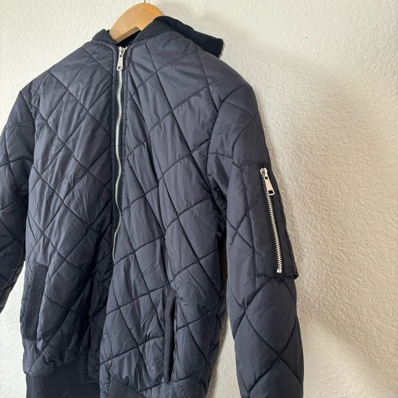 Kids puffer jacket Size 16/18 - Picture 6 of 7
